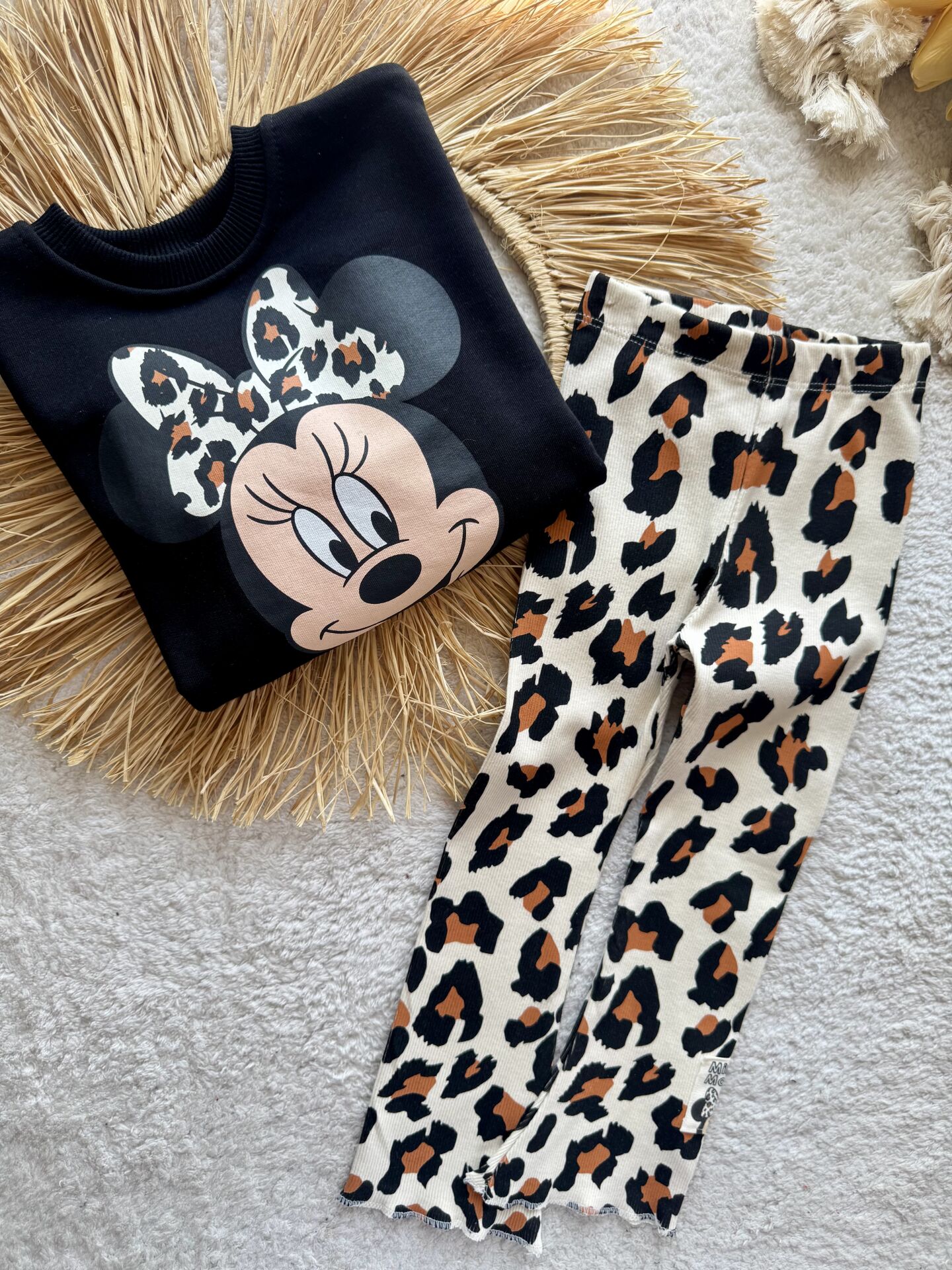 3 iplik kumaş kız çocuk taytlı kışlık takım(minnie-leopar)