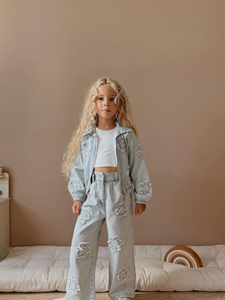 Kız çocuk denim takım ceketli(2li kombindir)(body dahil değildir)(KARGO TARİHİ 10 EYLÜLDÜR)