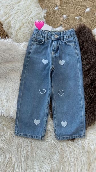 Kalp nakışlı jean
