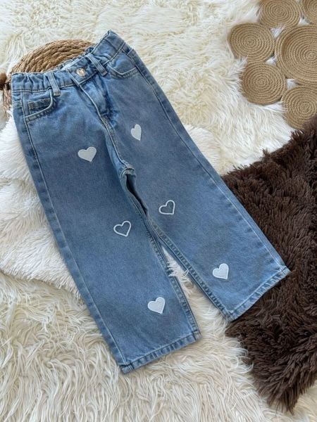 Kalp nakışlı jean