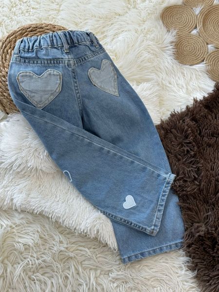 Kalp nakışlı jean