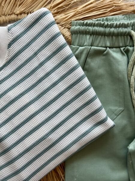 Erkek çocuk gofre sweat-kargo pantolon takım
