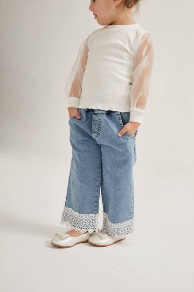 Kız çocuk dantelli jean